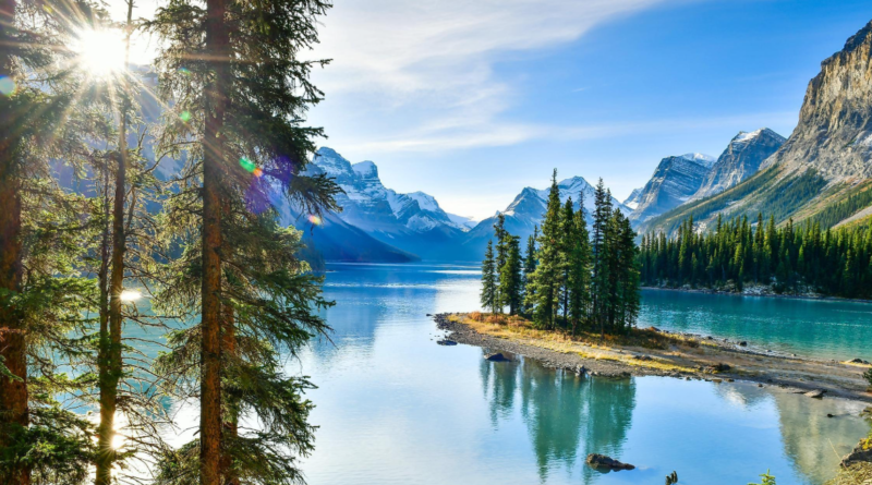 Spirit Island on Maligne Lake in Jasper National Park, Alberta, Canada.