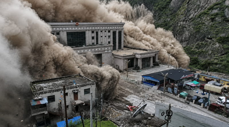 Nepal floods after glacial collapse